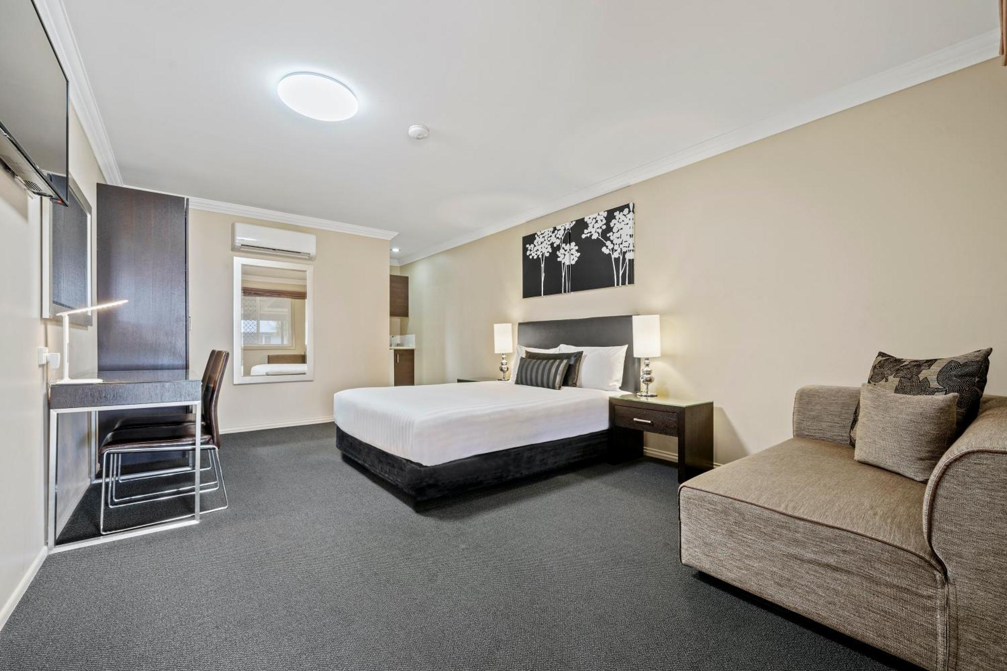 Motel Ambassador On Ruthven Toowoomba Habitación foto